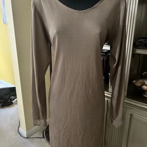 Taupe stretch dress with gold accents size 2x